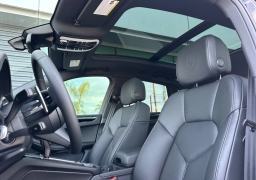 Porsche Macan T AWD 2026