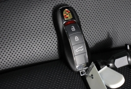 Porsche Macan T AWD 2026