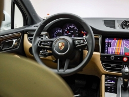 Porsche Macan T AWD 2026