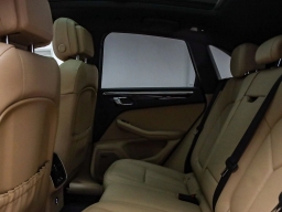 Porsche Macan T AWD 2026