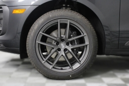 Porsche Macan T AWD 2026