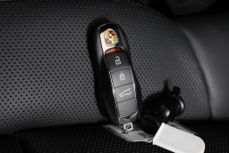 Porsche Macan T AWD 2026