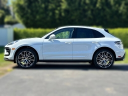 Porsche Macan T AWD 2026