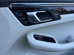 Porsche Macan T AWD 2026
