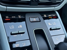 Porsche Macan T AWD 2026
