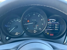 Porsche Macan T AWD 2026