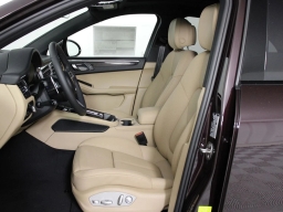 Porsche Macan T AWD 2026