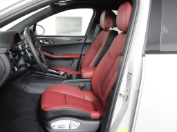 Porsche Macan T AWD 2026