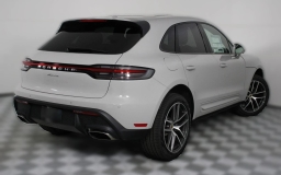 Porsche Macan T AWD 2026
