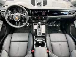 Porsche Macan T AWD 2026