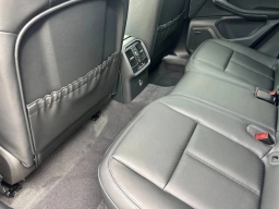 Porsche Macan T AWD 2026