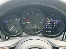 Porsche Macan T AWD 2026