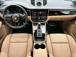 Porsche Macan T AWD 2026