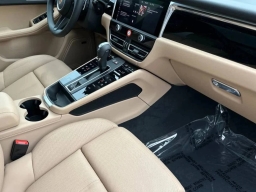 Porsche Macan T AWD 2026