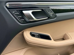 Porsche Macan T AWD 2026