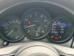 Porsche Macan T AWD 2026