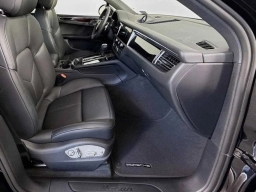 Porsche Macan T AWD 2025