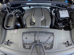 Porsche Macan T AWD 2025