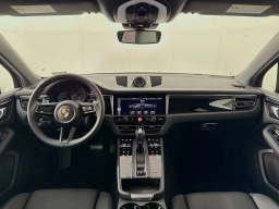 Porsche Macan T AWD 2025