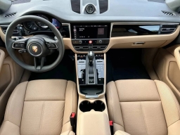 Porsche Macan T AWD 2026