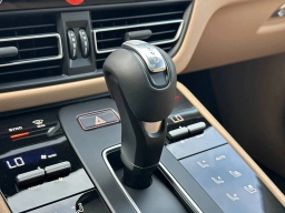 Porsche Macan T AWD 2026