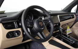 Porsche Macan T AWD 2026