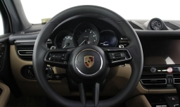 Porsche Macan T AWD 2026