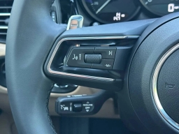 Porsche Macan T AWD 2026