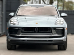 Porsche Macan T AWD 2026