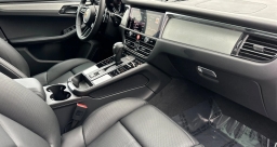 Porsche Macan T AWD 2026