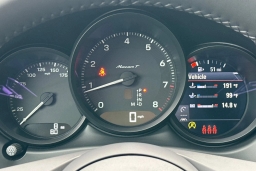 Porsche Macan T AWD 2026