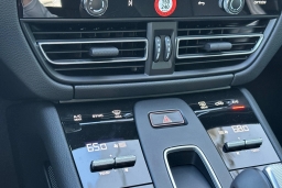 Porsche Macan T AWD 2026