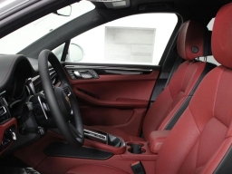 Porsche Macan T AWD 2026