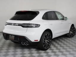 Porsche Macan T AWD 2026