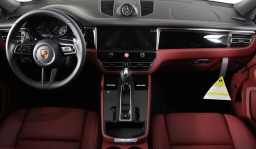 Porsche Macan T AWD 2026