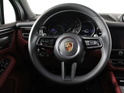 Porsche Macan T AWD 2026