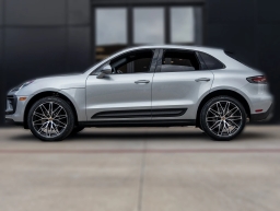 Porsche Macan Base AWD 2026