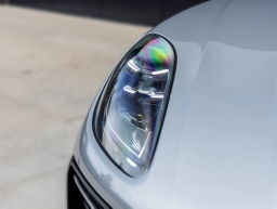 Porsche Macan Base AWD 2026