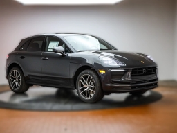 Porsche Macan T AWD 2026