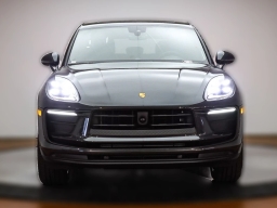 Porsche Macan T AWD 2026