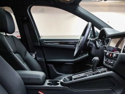 Porsche Macan T AWD 2026