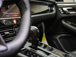 Porsche Macan T AWD 2026