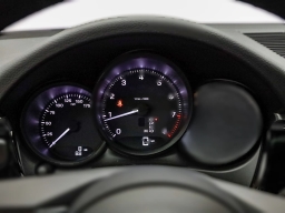 Porsche Macan T AWD 2026