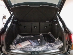 Porsche Macan T AWD 2026