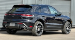 Porsche Macan T AWD 2026