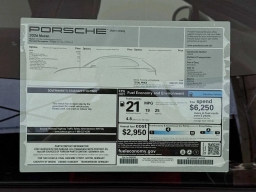 Porsche Macan T AWD 2026