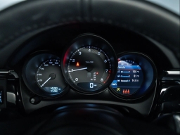 Porsche Macan Base AWD 2026