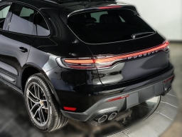 Porsche Macan Base AWD 2026