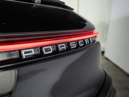 Porsche Macan Base AWD 2026