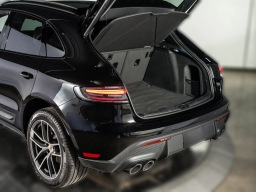 Porsche Macan Base AWD 2026